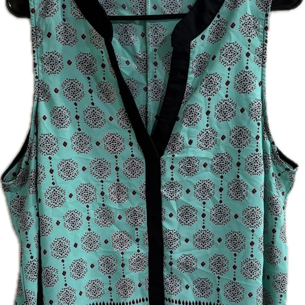 Chic Sleeveless Teal and Black Women's Blouse